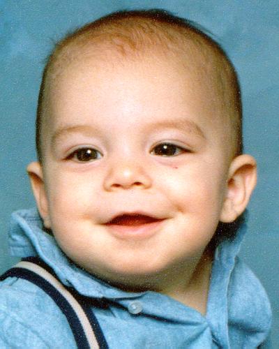 Austin Hernandez Desaparecido 28 de abril de 1997 Austin Hernandez Desaparecido 28 de abril de 1997