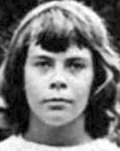 Connie Smith Desaparecida desde 16 de julio de 1952 en Lakeville, CT Connie Smith Desaparecida desde 16 de julio de 1952 en Lakeville, CT