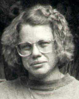 Edyth Warner: Acompañante del niño desaparecido Nicholas Smith Edyth Warner: Acompañante del niño desaparecido Nicholas Smith