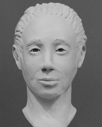 Jane Doe1935: Acompañante del niño desaparecido John Doe 1935