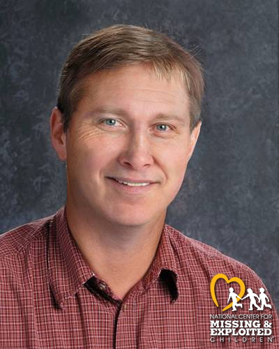 Robert Parks Desaparecido desde 11 de abril de 1974 en Mesa, AZ Robert Parks Desaparecido desde 11 de abril de 1974 en Mesa, AZ