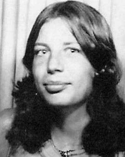 Sherry Roach Desaparecida desde 8 de junio de 1976 en San Mateo, CA