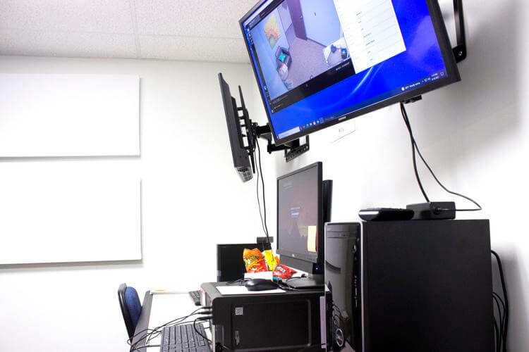 se espera que aumenten los informes de abuso infantil durante el ano escolar