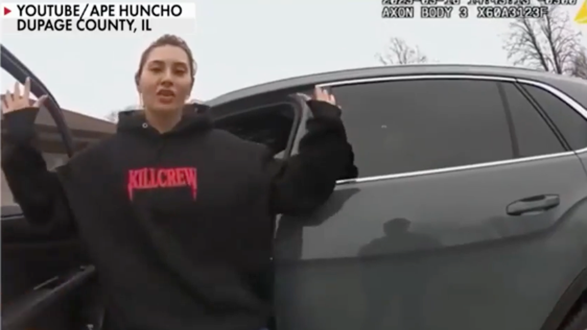 Christina Formella siendo arrestada