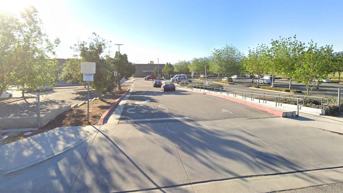 Escuela Secundaria Citrus Valley