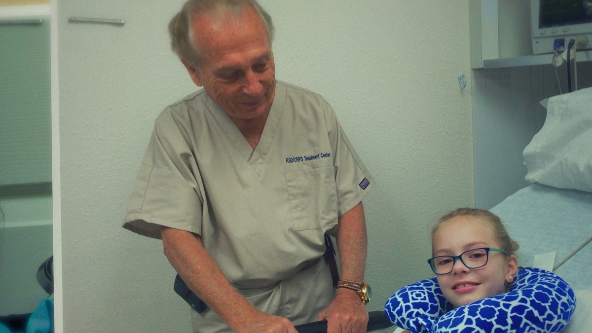 Dr. Anthony Kirkpatrick y Maya Kowalski