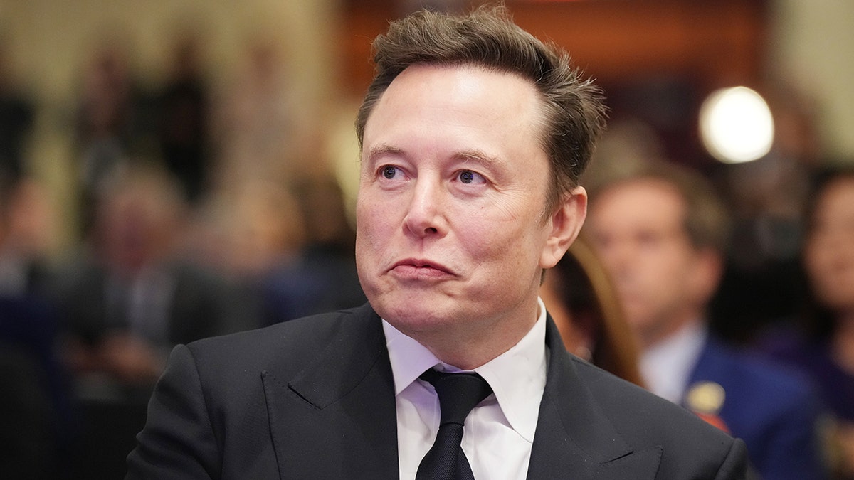 Elon Musk exige al Reino Unido que actúe ante el escándalo de las bandas de captación de menores, en medio de las crecientes peticiones de una investigación: '¡Investigación nacional ya! Elon Musk