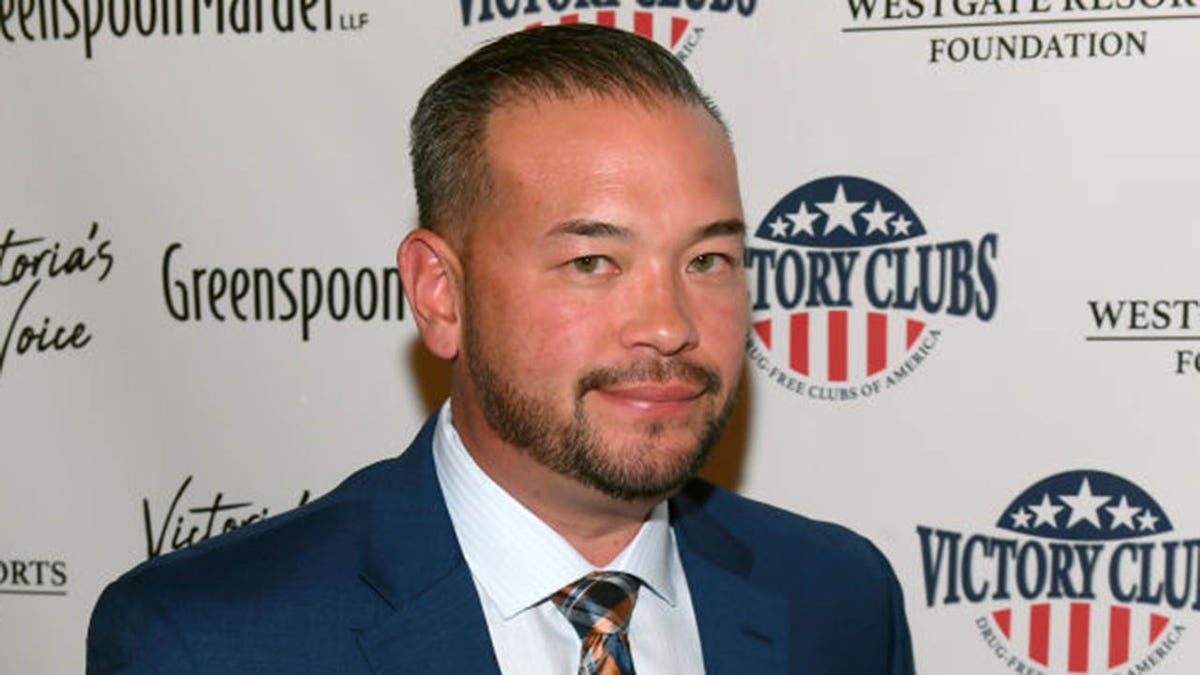 jon gosselin en primer plano de la alfombra roja