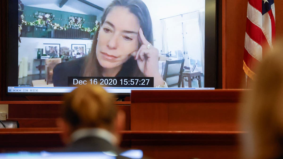Laura Wasser en testimonio en video durante el juicio de Johnny Depp
