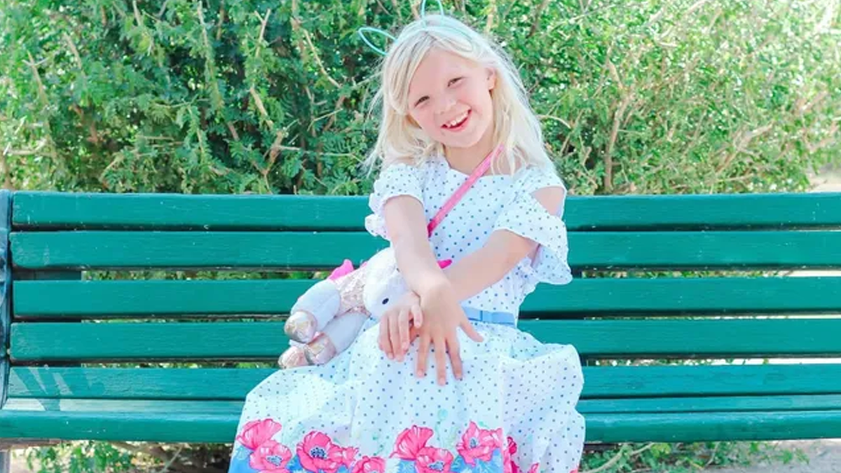 Una niña suplicó ayuda meses antes del presunto asesinato a manos de su padre y su novia - El caso de abuso anterior se archivó: informe Rebekah Baptiste, 10 años