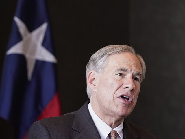 Dentención de Niños Migrantes El gobernador de Texas, Greg Abbott, habla durante una conferencia de prensa sobre las detenciones de niños migrantes W