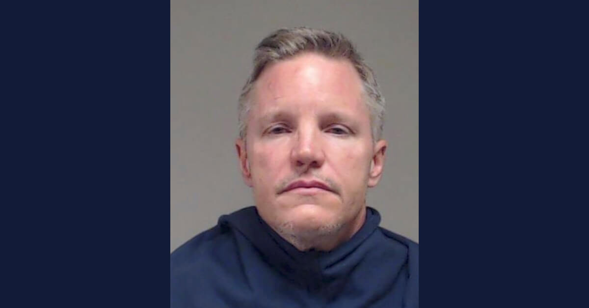 un hombre de texas es declarado culpable de abusos sexuales despues de que un padre descubriera una carta que su hijo habia escrito a dios