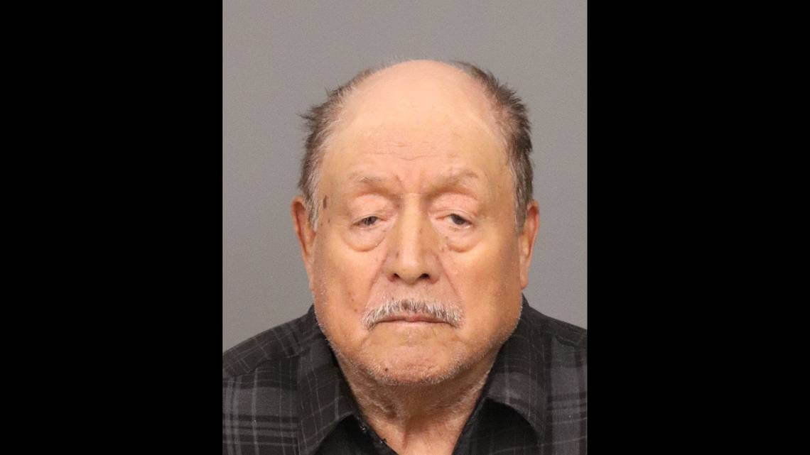 detenido al cruzar la frontera mexicana un hombre acusado de abusar sexualmente de ninos en una guarderia de slo